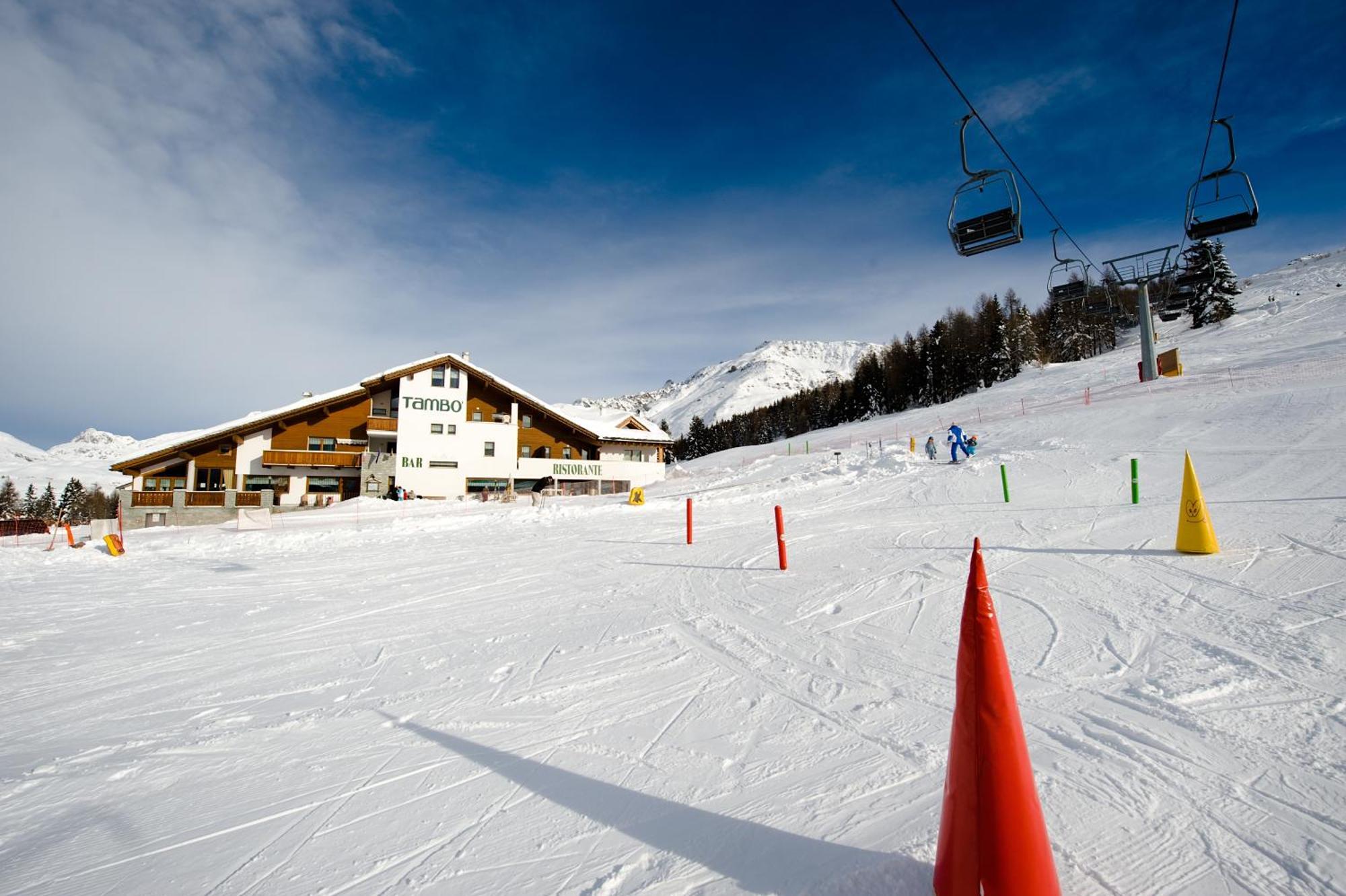 Hotel Tambo Campodolcino Exteriör bild